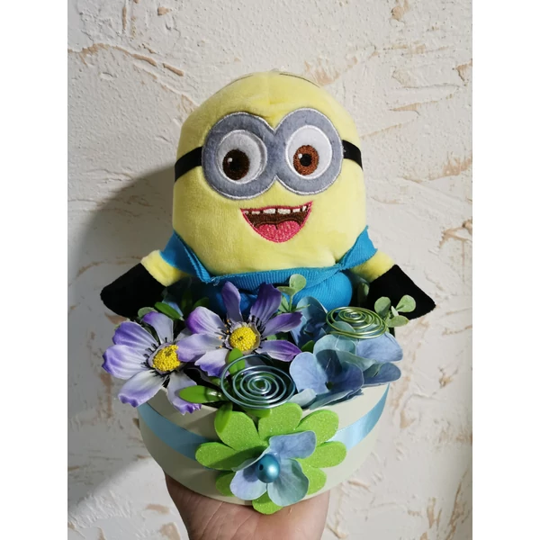 Minion dobozba kicsi
