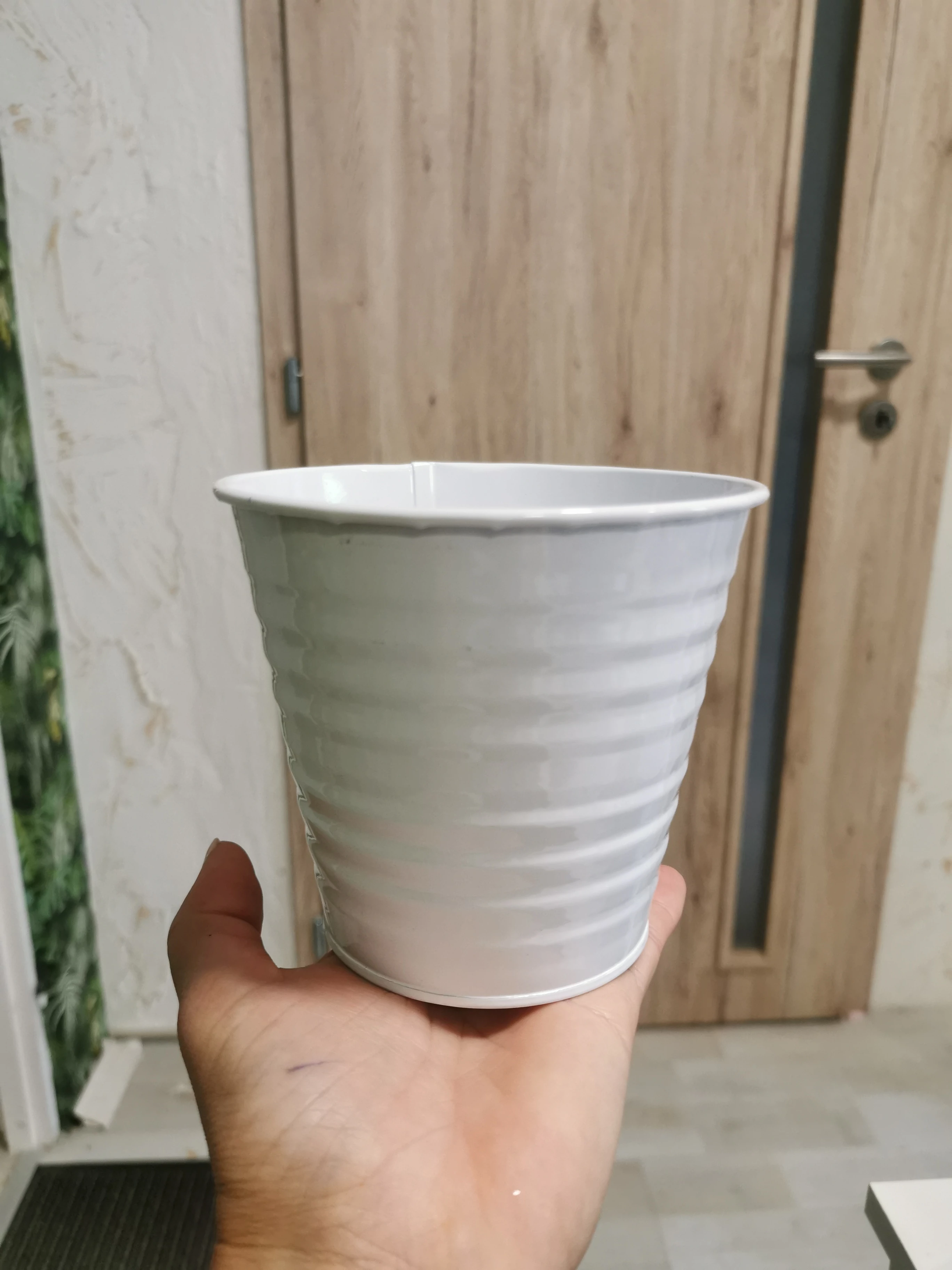 bádogkaspó fehér csíkos 12 cm