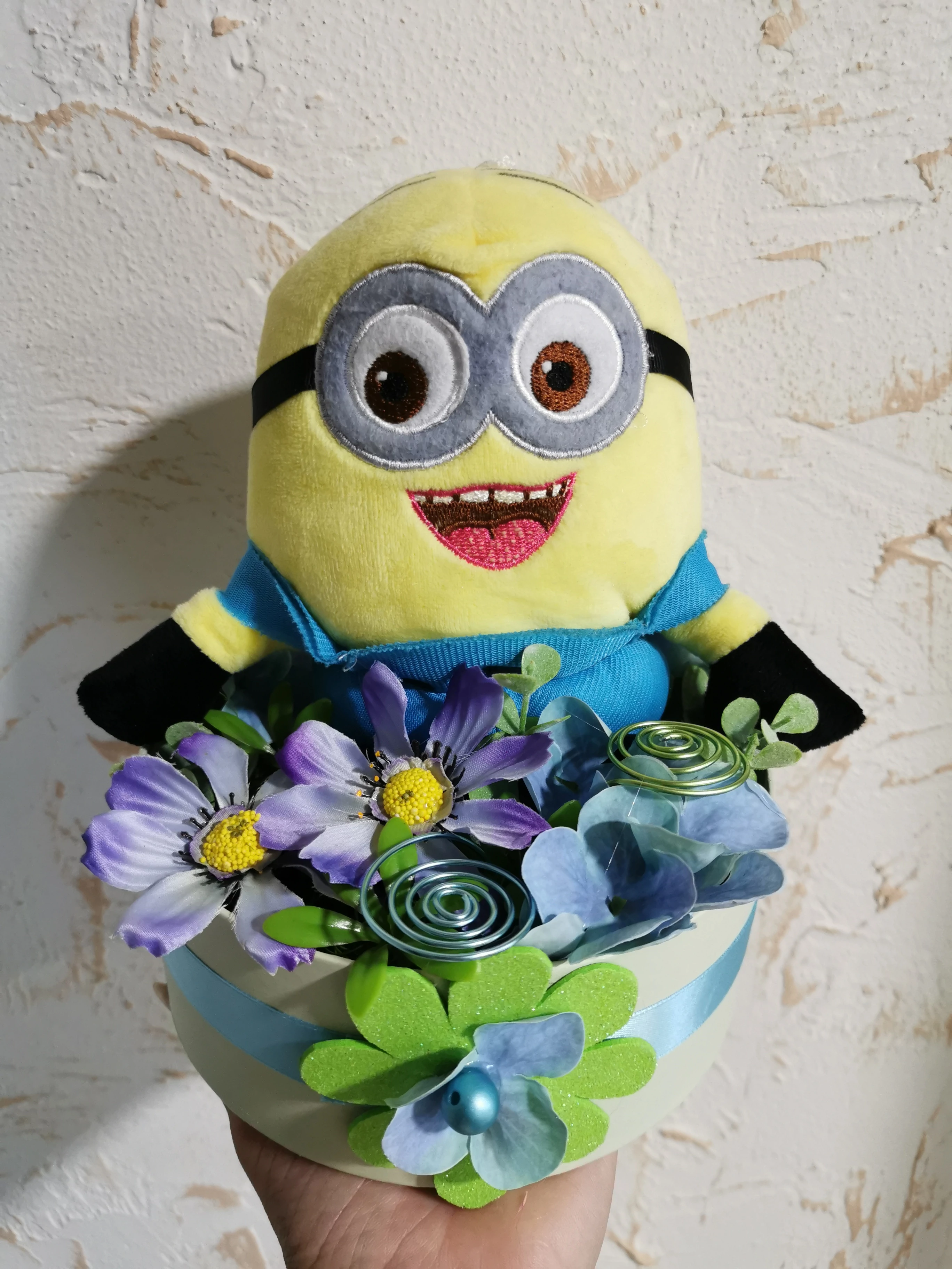Minion dobozba kicsi